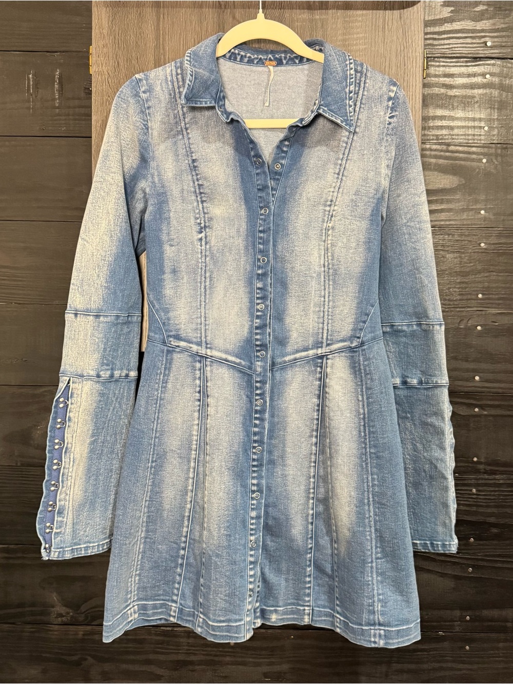Free People Thea Denim Snap Front Fit & Flare Mini Dress Bell Sleeve Small - Picture 2 of 8